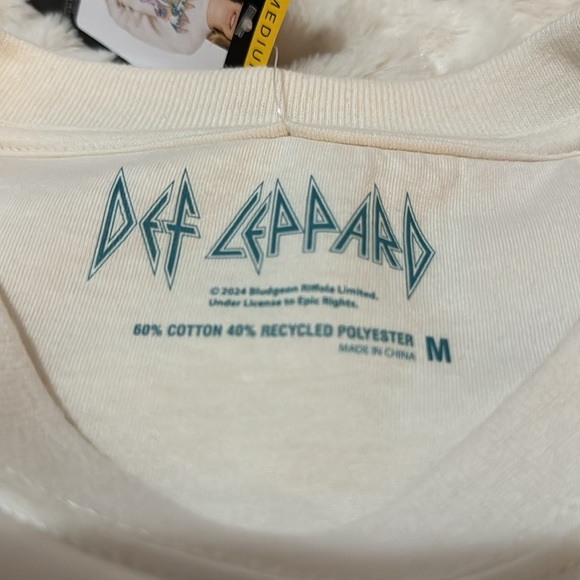 Def Leppard Crewneck Fleece - Picture 6 of 8